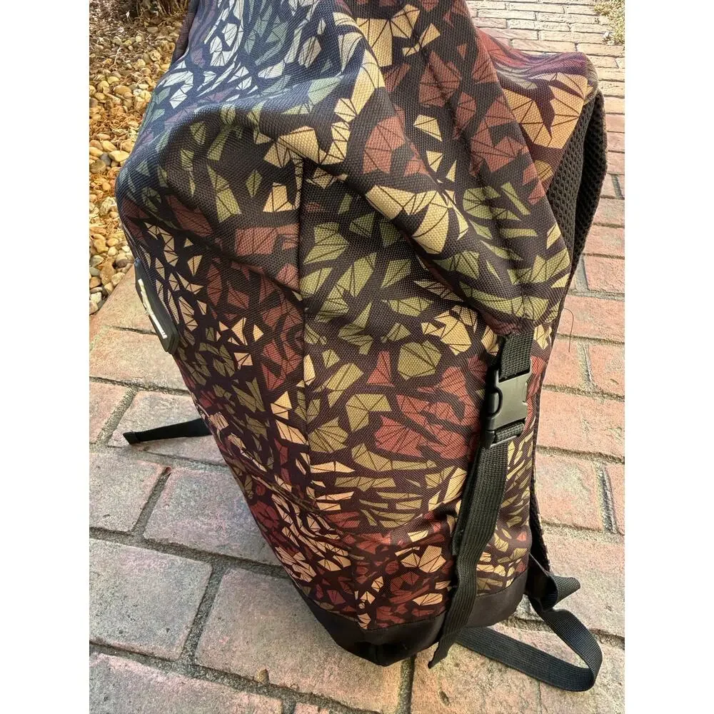 Michael Jordon Backpack Multiple Pockets Large Interior Brown Camouflage